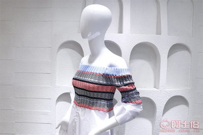 【2017明星同款時尚氣質露肩一字領撞色條紋針織拼接襯衫裙】深圳市寶安區(qū)沙井艾美妮安服飾廠 - 產品庫